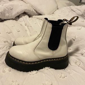 DOC MARTIN PLATFORM BOOTS